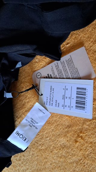 Pantalón negro Kiomi mujer