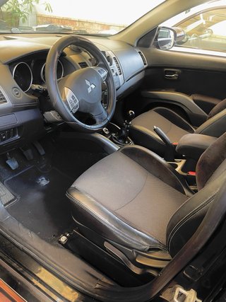Mitsubishi Outlander 2010