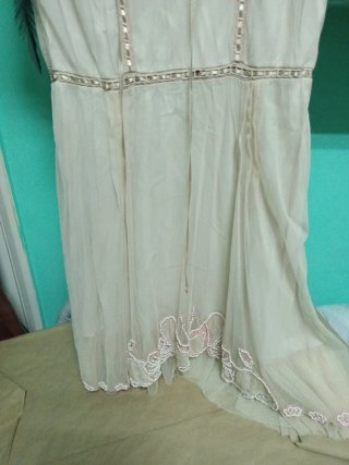 Vestido vintage beige y rosa