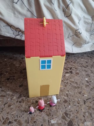 Casa Peppa Pig con muñecos