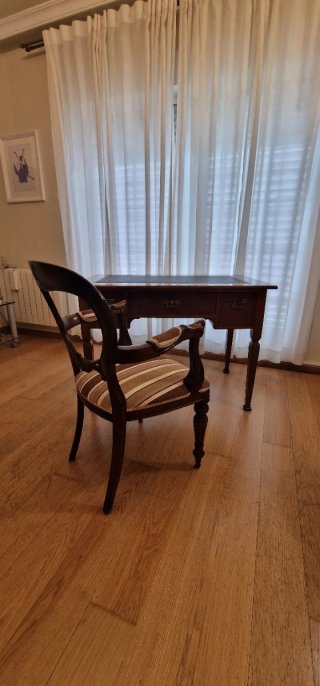 Escritorio y Butaca de Madera