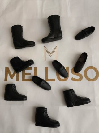 Lotto scarpe e stivali bambola neri