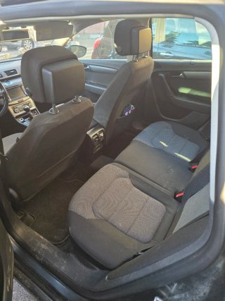 Volkswagen Passat 2011