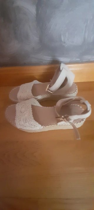 Sandalias Esparto Beige y Blancas