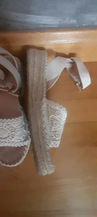 Sandalias Esparto Beige y Blancas