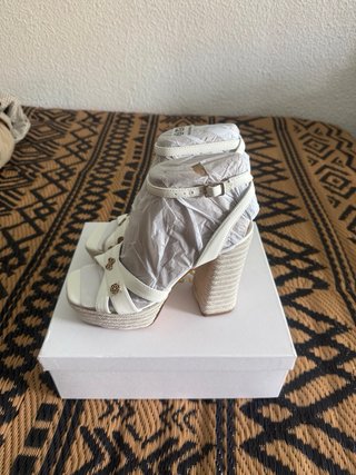 Sandalias Guess Kailee Lea03 Talla 37