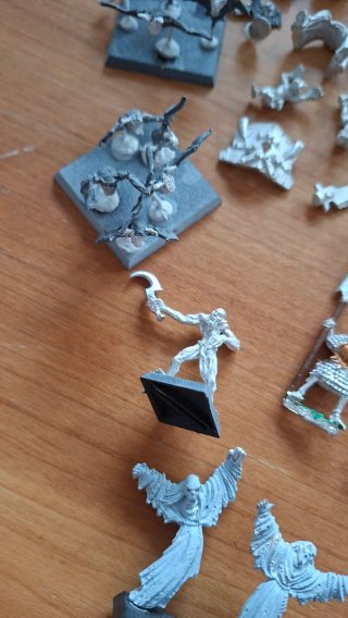 Figuras metálicas Warhammer
