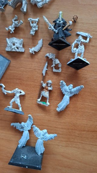 Figuras metálicas Warhammer