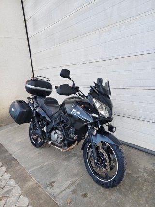 Suzuki V-Strom 650 Adventure Moto