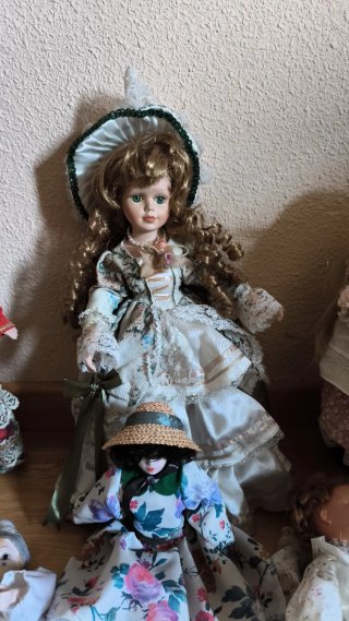 Collezione di Bambole in Porcellana