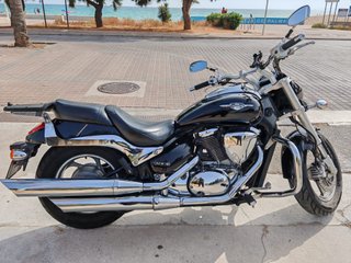 Suzuki Intruder M800 Negra