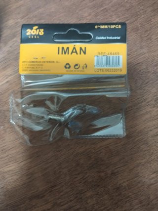 Caja de imanes 6*1MM