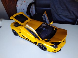Maqueta Lamborghini Aventador AutoArt