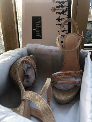 Sandali Lora Ferres oro donna 37