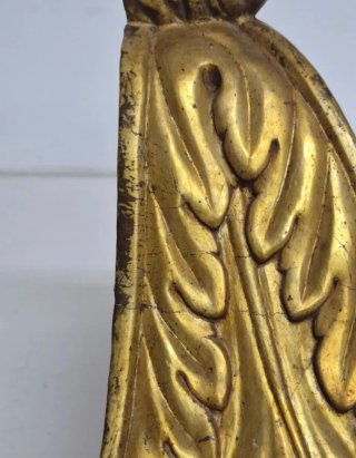 Ménsula antigua tallada madera dorada