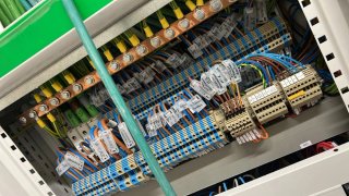 Instalación eléctrica y fontanería
