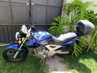 Honda CBF 250 Naked Azul