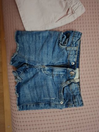 Shorts niña rosa botones dorados y en vaquero