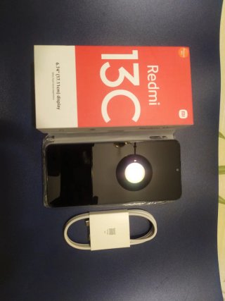 Xiaomi Redmi 13C 6.74 90Hz NFC 6 gigas ram + funda