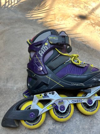2 pares patines en línea morados y negros