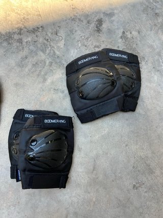 2 pares patines en línea morados y negros