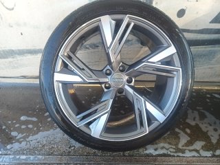 Llantas Audi 20" + Neumáticos 255/40R2