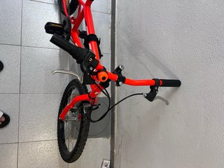 Bicicleta infantil ATRACTOR 20 6V Shimano