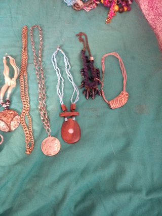 10 Collares de bisutería