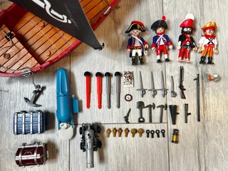 Playmobil 9522 Faro pirati (Versione con barca)