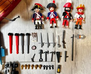 Playmobil 9522 Faro pirati (Versione con barca)