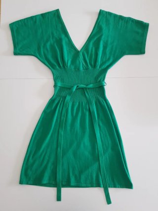 Vestido de punto verde con cinturón, talla XS/S