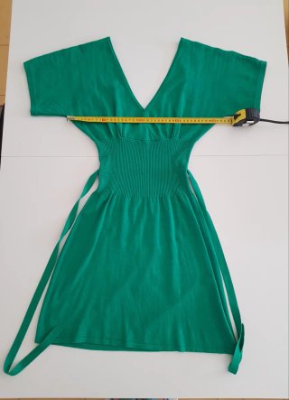 Vestido de punto verde con cinturón, talla XS/S