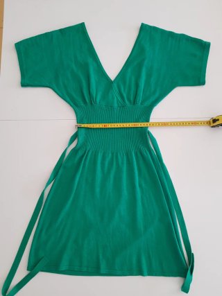 Vestido de punto verde con cinturón, talla XS/S
