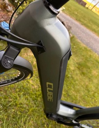 Bicicleta elettrica Cube Kathmandu Hybrid Pro 750