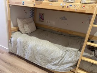 Litera infantil de madera maciza, estilo casita
