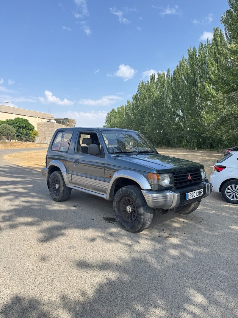 Mitsubishi Montero 1993 - foto 1