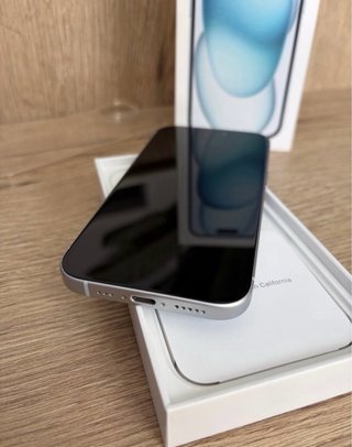iPhone 15 Azul