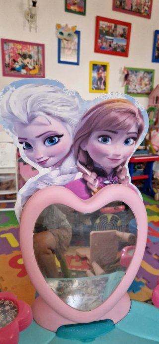 Tocador infantil Frozen Elsa y Ana con taburete