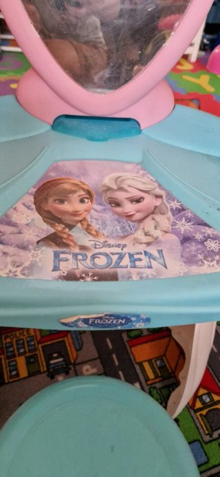 Tocador infantil Frozen Elsa y Ana con taburete
