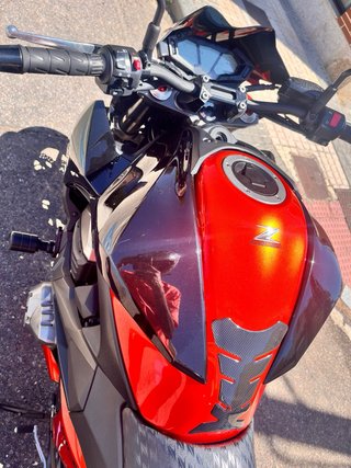 Kawasaki Z800 full