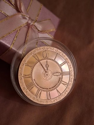 Moneda Cobre Diseño Reloj Antiguo 2026