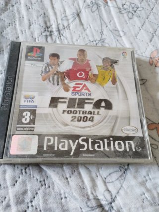 FIFA Football 2004 PS1 EA Sports