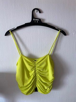 Top verde sin estrenar Talla XS