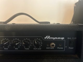 Ampeg BA-110 v2 Amplificador Bajo 40W