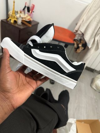 Zapatillas Vans Old Skool Negras y Blancas