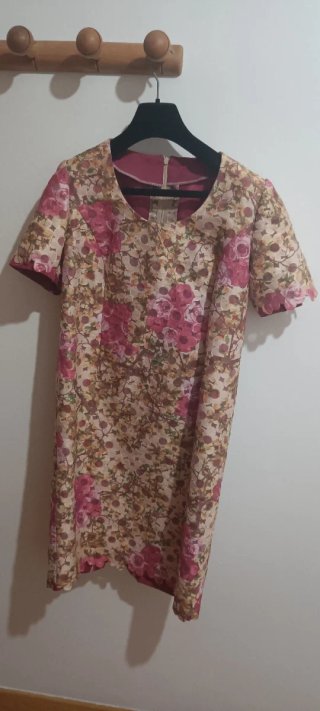 Traje abrigo y vestido a juego