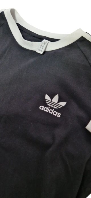 Camiseta Adidas Negra Manga Larga Talla M