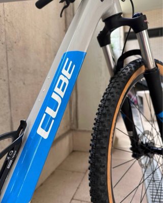 Bicicleta Cube 29 MTB