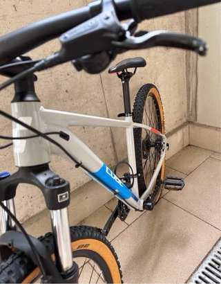 Bicicleta Cube 29 MTB