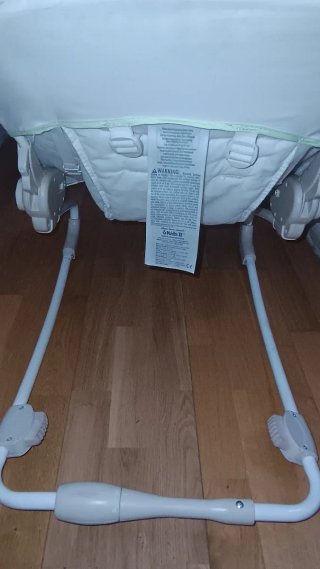 Mecedora para bebé con estampado de leones